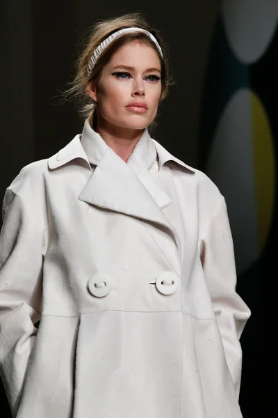 Look 1
